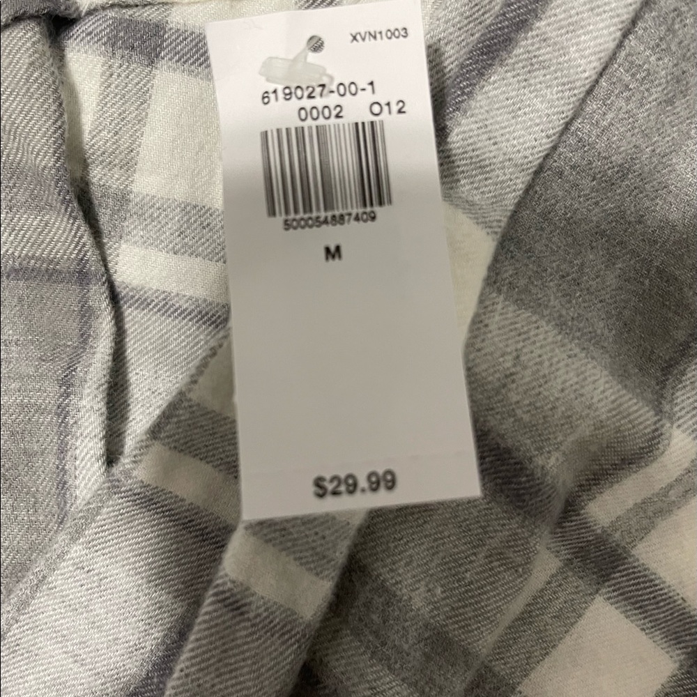 Flannel - Picture 2 of 3